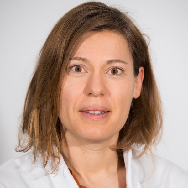 Dr Elke Van Daele